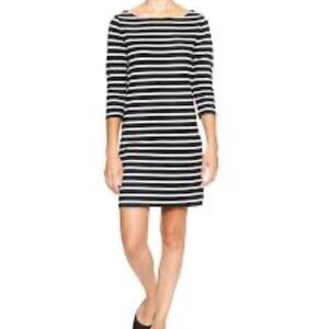 Gap strips shift dress size Medium